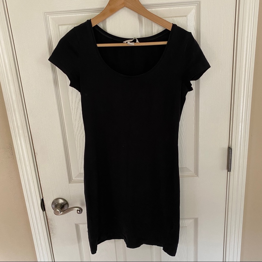 Basic H&M Mini Black T-Shirt Dress - Size Small